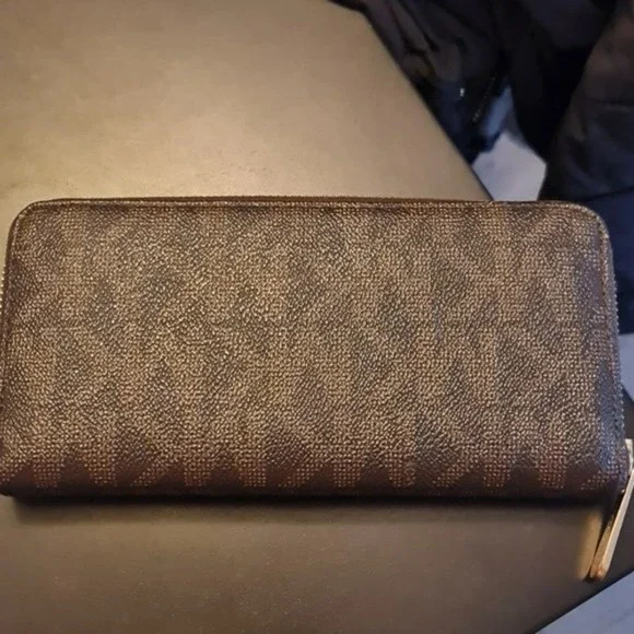 Michael Kors Brown Signature Leather Zip Wallet - Picture 5 of 11
